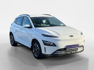 2024 - Hyundai KONA Automatic