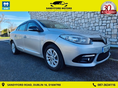 2016 (161) Renault Fluence