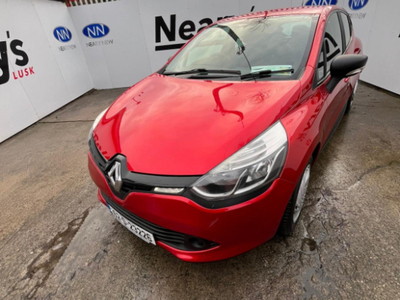 2016 (162) Renault Clio