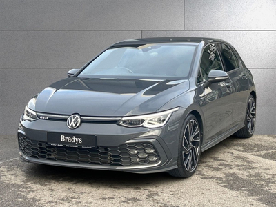 2021 (211) Volkswagen Golf