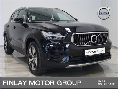 2021 (211) Volvo XC40