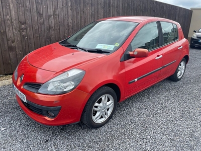 2006 - Renault Clio Manual