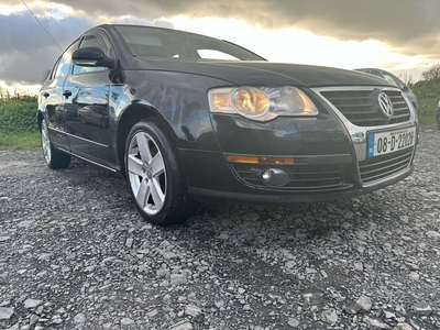 2008 - Volkswagen Passat Manual