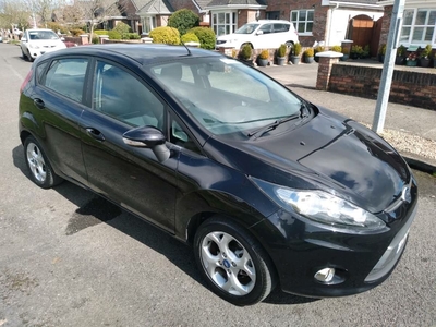 2012 - Ford Fiesta Manual