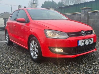 2012 - Volkswagen Polo Manual