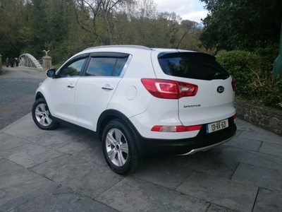 2013 - Kia Sportage Manual