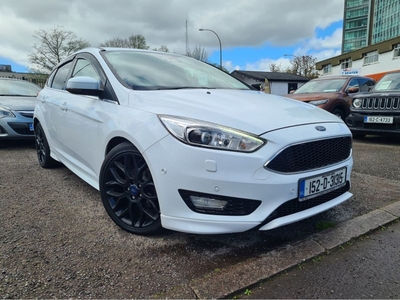 2015 - Ford Focus Manual