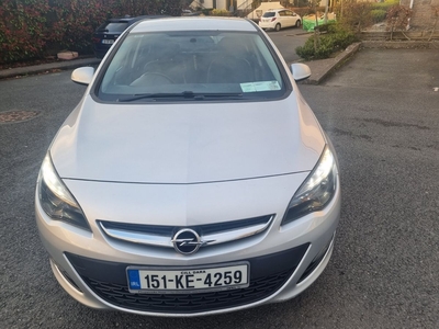 2015 - Opel Astra Manual