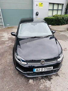 2016 - Volkswagen Polo Automatic