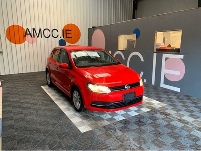 2016 - Volkswagen Polo Automatic