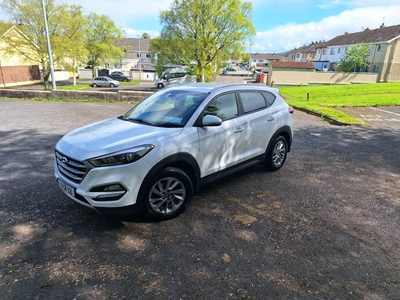 2017 - Hyundai Tucson Manual