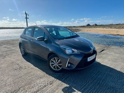 2019 - Toyota Yaris Manual