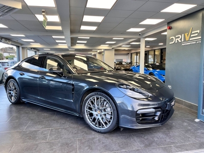 2020 - Porsche Panamera Automatic