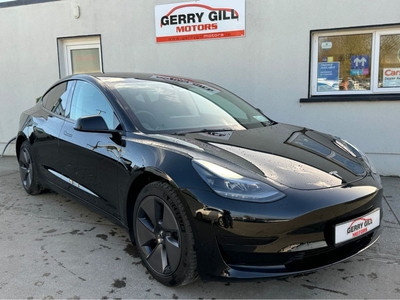 2023 - Tesla MODEL 3 Automatic