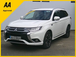 2016 (161) Mitsubishi Outlander