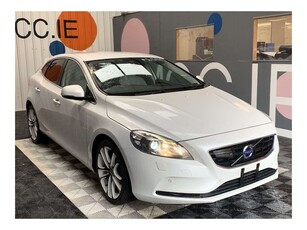 2015 (151) Volvo V40