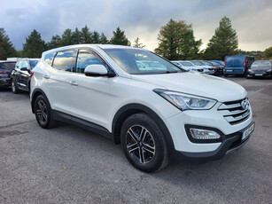 2016 (161) Hyundai Santa Fe