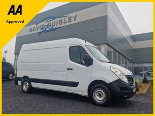 2016 (161) Renault Master