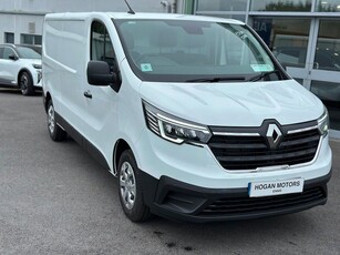 2024 (241) Renault Trafic