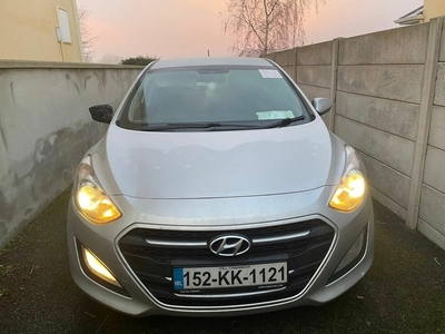 2015 - Hyundai i30 Manual