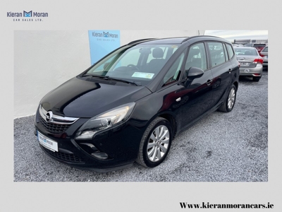 2015 (151) Opel Zafira