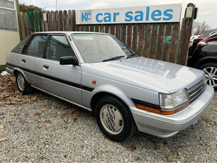 TOYOTA CARINA