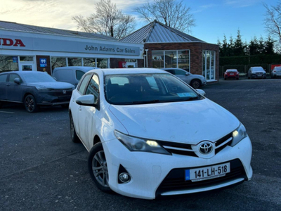 2014 (141) Toyota Auris