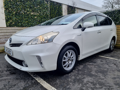 2014 (141) Toyota Prius+