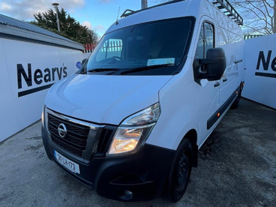 2021 (211) Nissan NV400