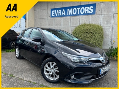 2016 (162) Toyota Auris