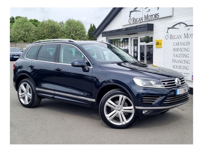 2017 (171) Volkswagen Touareg