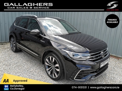 2021 (211) Volkswagen Tiguan