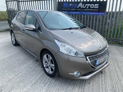 2013 - Peugeot 208 Automatic