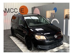 2013 (131) Volkswagen Touran