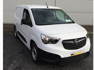 2024 (241) Opel Combo