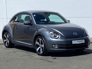 VOLKSWAGEN BEETLE