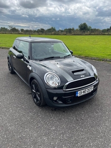 2013 - Mini Cooper Manual