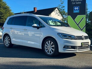 2016 (162) Volkswagen Touran