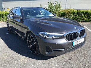 2021 (212) BMW 5 Series