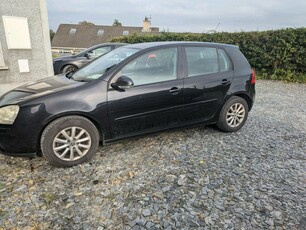 2008 - Volkswagen Golf ---