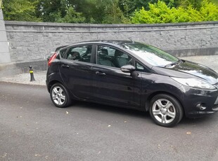 2009 - Ford Fiesta Manual