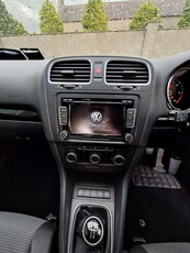 2011 - Volkswagen Golf Manual