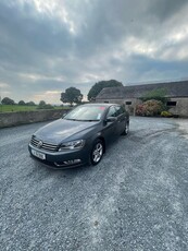 2011 - Volkswagen Passat Manual