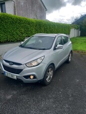 2012 - Hyundai ix35 Manual