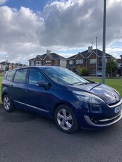 2012 - Renault Grand Scenic Manual