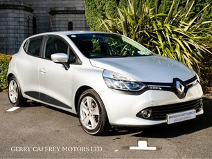 2015 - Renault Clio Manual