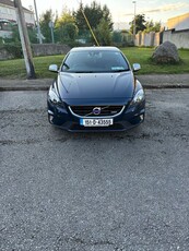 2015 - Volvo V40 Manual