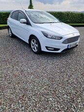 2016 - Ford Focus Manual