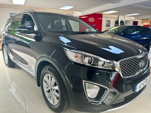 2016 - Kia Sorento Manual