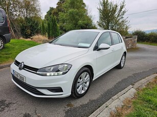 2017 - Volkswagen Golf Manual